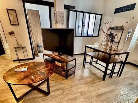 très joli t2 au cœur de la ville