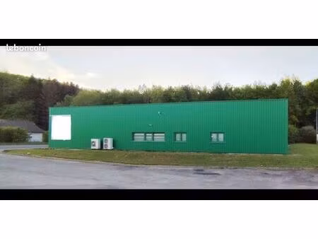 besançon zac châteaufarine bâtiment 600 m2 loué avec 2 commerces