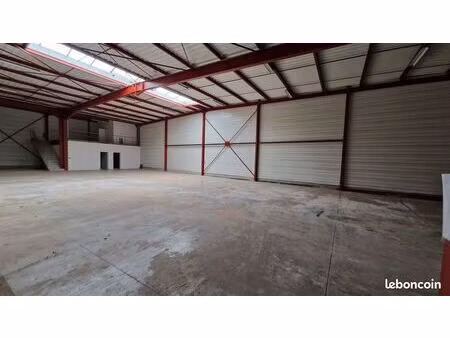 entrepôt 475 m² besancon