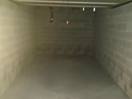 garage à louer