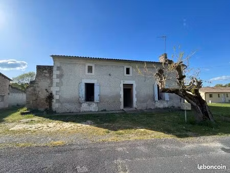 maison proche montpon à renover