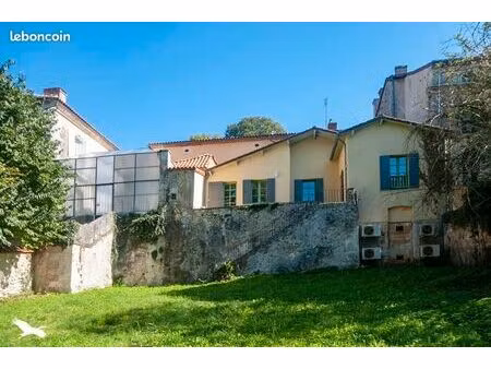 immeuble 483 m² riberac