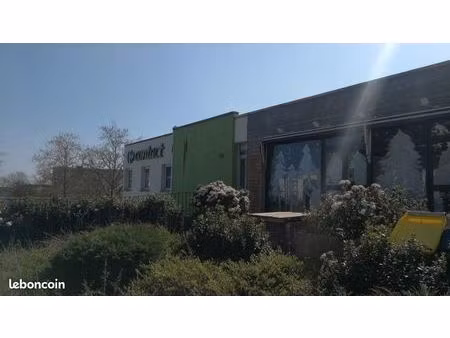 local commercial / bureaux