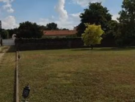 terrain constructible 350 m2 secteur la jarrie grolleau