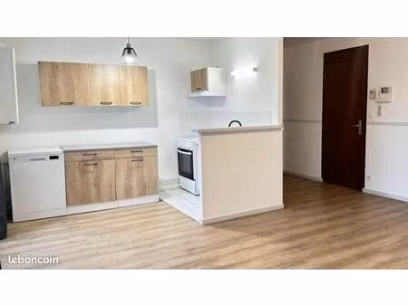 a louer appartement trois chambres