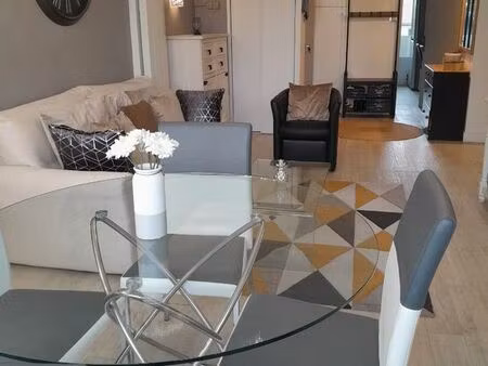 bel appartement sur châteauvert