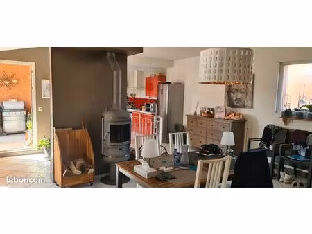 maison de ville avec terrasse et garage