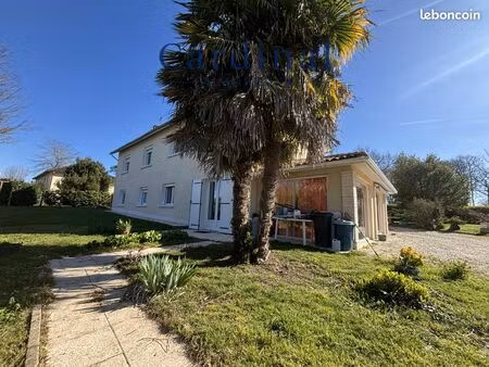 maison 7 pièces 180 m²