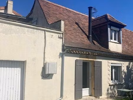 maison au cœur du village