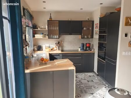 jolie maison sur le port du légué