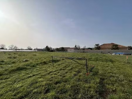 terrain constructible viabilisé à vendre