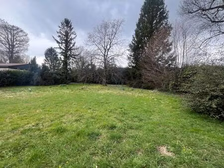 terrain constructible viabilisé à vendre