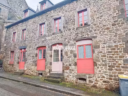 maison rouge