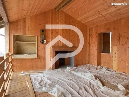 maison 6 pièces 145 m²