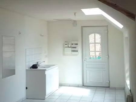 baumes les dames centre loue f3