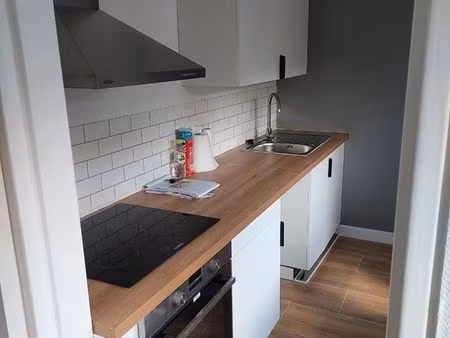 apparemment 32m2 secteur leo lagrange