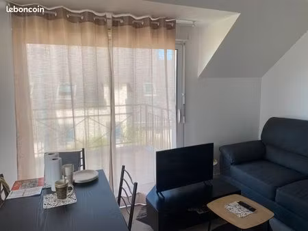 appartement 2 pièces libre d'occupants