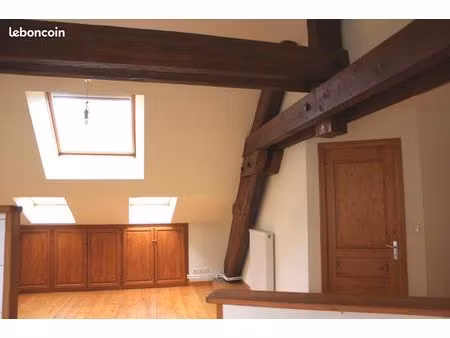 loue emagny grand f3 dans maison ancienne