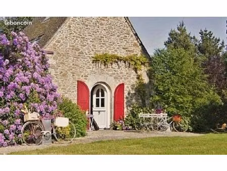 loue maison individuelle meublée. environnement paysagé non clos
