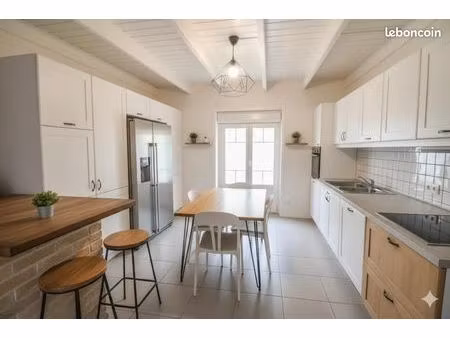 maison 6 pièces 121 m²