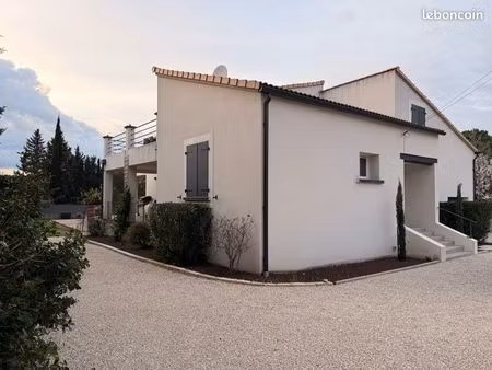 villa 150m2 sur terrain de 1500m2 avec piscine et garage