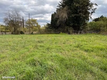 terrain 500 m² montelimar