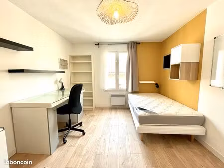 studio rénové   meublé  loué 470