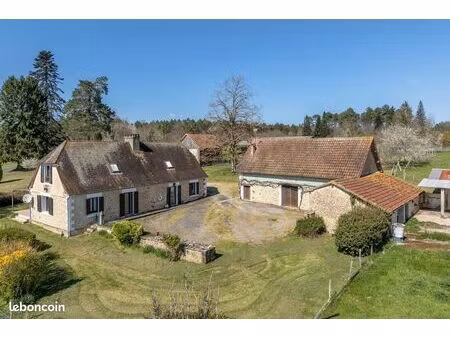 maison 5 pièces 140 m²