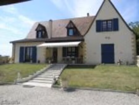 maison style chartreuse