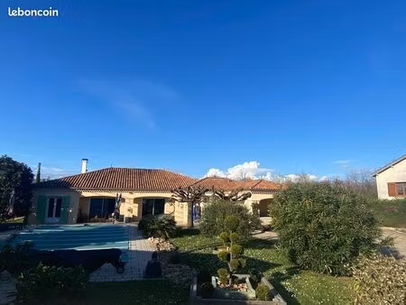 vend maison contemporaine