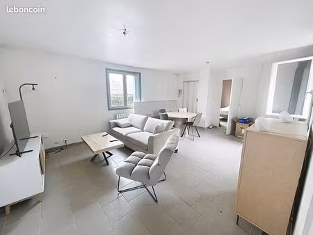 maison 2 pièces 59 m²