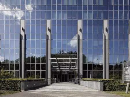 bureaux à louer - à partir de 262 m² - plaine 11 bruxelles