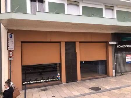 local commercial à louer