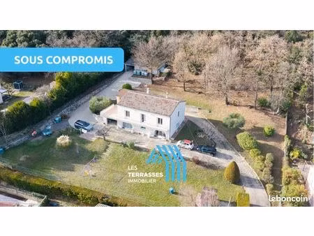 maison 8 pièces 150 m²