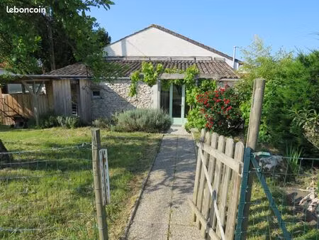 logement plein pied de 38m² avec terrasse et jardin privatif