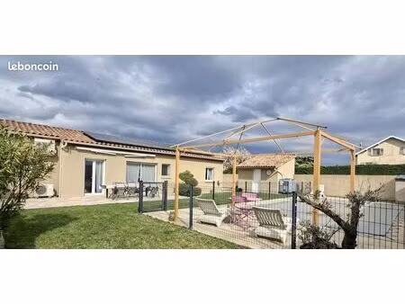 maison 5 pièces. 90 m². mours st eusèbe 26540