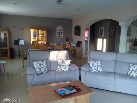 maison individuelle pierrelate