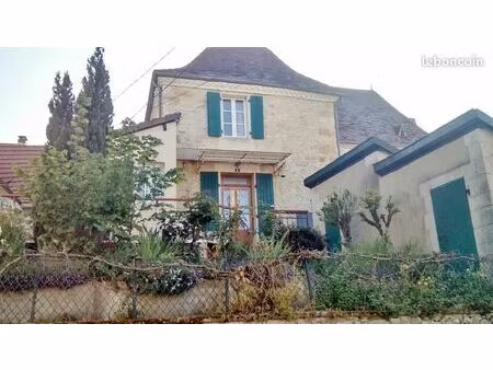 charmante maison individuelle 50 m2 à louer thenon 