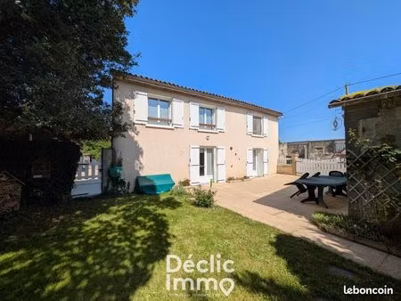 maison de village 5 pièces 160 m²