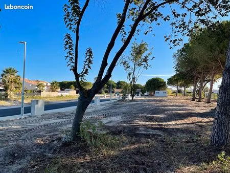 terrain 315 m² aigues mortes
