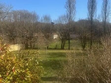 terrain libre de constructeur oisème