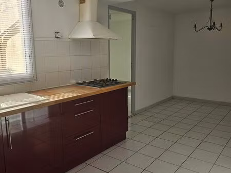 calvisson centre appartement f3