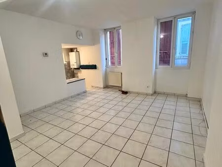 t4 au centre de crest