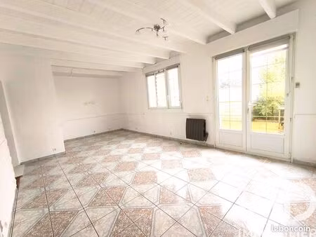 maison 9 pièces 149 m²