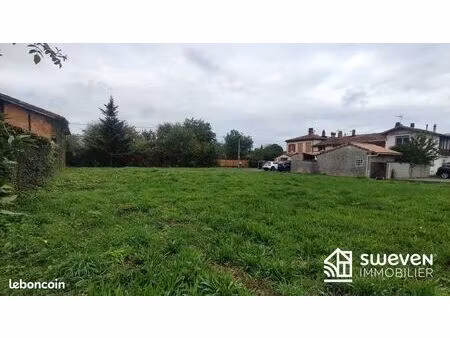 terrain 625 m² bérat