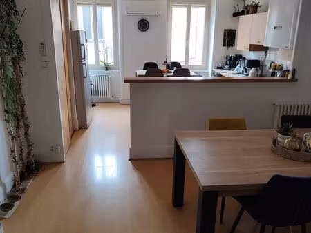 location appartement t4