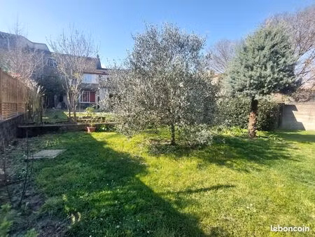 maison 8 pièces 115 m²