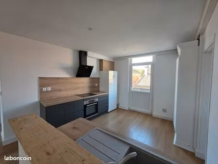 appartement t3 lumineux avec balcon - montélimar