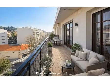 appartement nice 94 m² t-3 à vendre  490 000 €