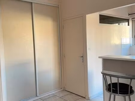 studio refait à neuf